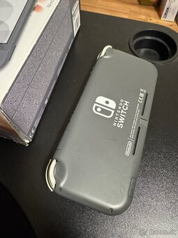 Nintendo switch LITE - 3