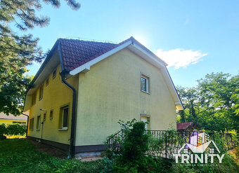 Na predaj moderne zariadený 8-izbový penzión v obci Radava - 3