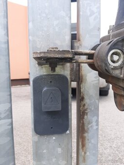 Stavebne a zamocnicke prace, montovane domy a haly - 3