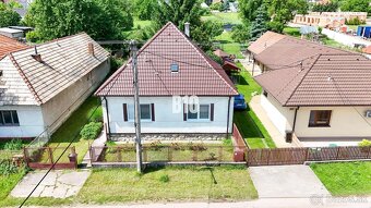 Útulný 3 izbový rodinný dom na 24 á pozemku - Zbehy - 3