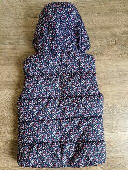 Parádna teplá vesta veľkosť 140 / perfektný stav - 3
