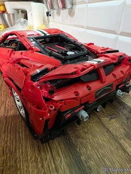 Predam stavebnicu FERRARI 458 PISTA , 3236 dielikov - 3