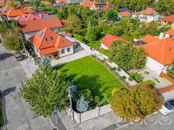 BOSEN | Nadštandardný rodinný dom s viacerými možnosťami vyu - 3