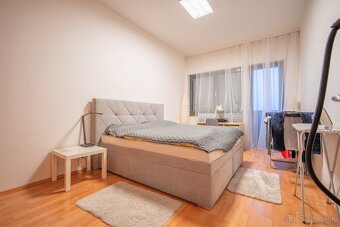 PRENÁJOM 2 izbový byt 75 m² Five Star Residence, Staré Mesto - 3