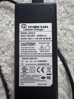 Nabíjačka na el. kolobežku Sencor - 3