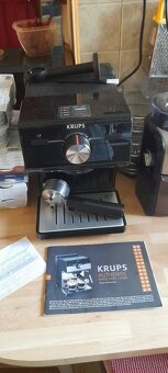 Pákový kavovar Krups + mlyncek na kavu Krups - 3
