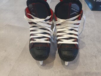 Korčule BAUER NS 29.5 - 3