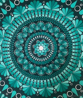 Ručne maľovaná mandala - 3