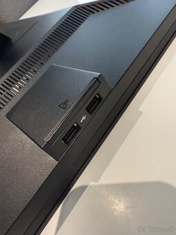 Dell 19” 1440x900 P1911 - 3