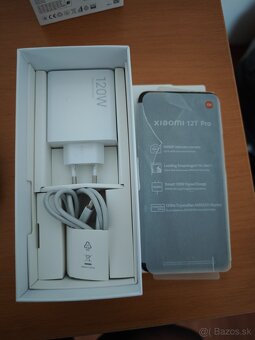 Predajem Xiaomi 12T Pro a HTC 10 - 3