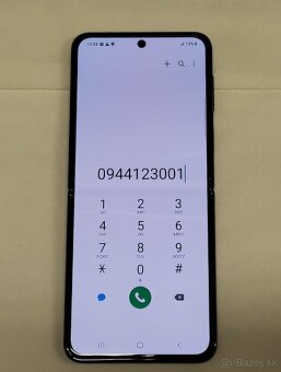 Samsung Galaxy Z Flip 4 - 3