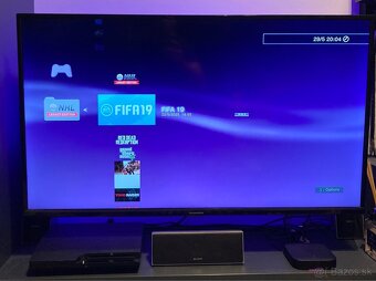 Predám ako nový jailbreaknutý Playstation 3 Slim - 3