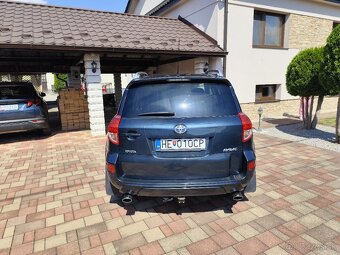 Toyota RAV4 2.2 D-4D - 3