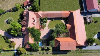 RANČ s haciendou, stajňami, 16.000m2 v blízkosti Lučenca - 3