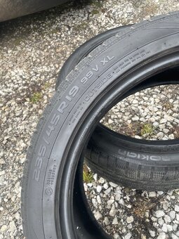 Pneumatiky 235/45 R19 Nokian - 3