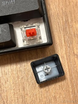 Anne pro 2 bluetooth herná mechanická klávesnica - 3