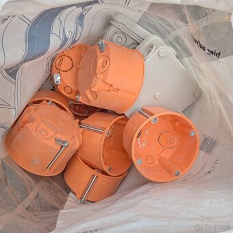 Inštalačné krabičky do sadrokartónu ( Ø68 ) - 3