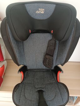 Autosedačka Britax Römer KIDFIX - 3