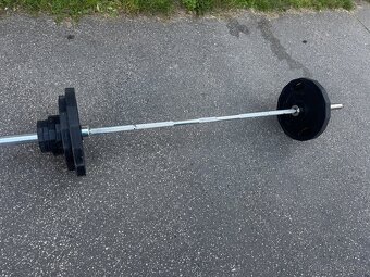 Olympijská tyč so závažím spolu 105kg - 3