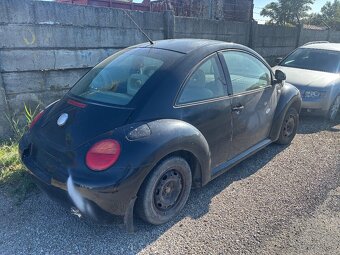 Volkswagen Beetle 2.0 Benzin - 3