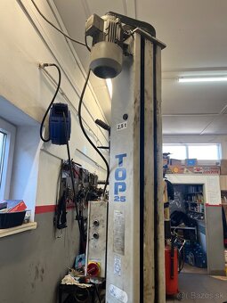 Predám dvojstĺpový zdvihák - 3