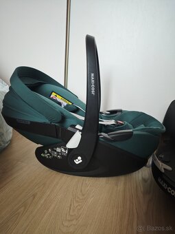 Autosedačka MAXI-COSI + základňa - 3