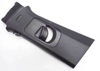 Seat Tarraco-kryty stlpikov - 3