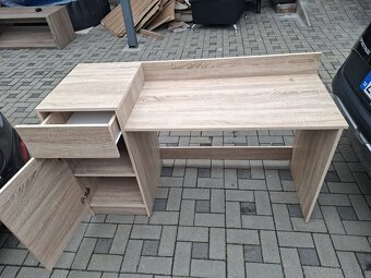 Pisaci stolik - 3
