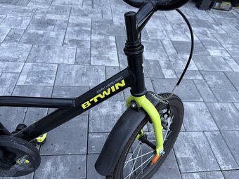 16-palcový bicykel pre deti od 4,5 do 6 rokov 500 Dark Hero - 3