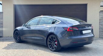 Tesla Model 3 Performance – 513 hp | Dual Motor | Šedá metal - 3