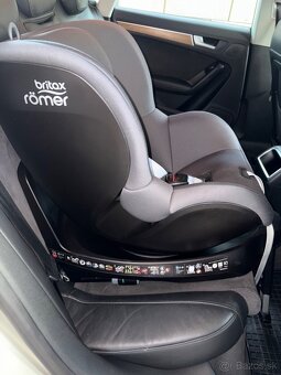 Autosedačka Britax Römer Dualfix M Plus i-Size - 3