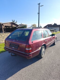 Mercedes w124T - 3