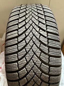 225/45 R17 91H Toyota Corolla disky + zimné pneu - 3