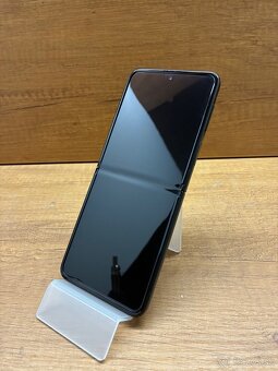 Samsung Galaxy Z Flip3 5G - 3