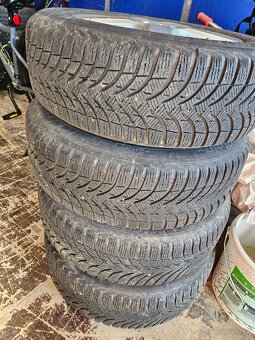 ZIMNE PNEU 185/65 R15 MICHELIN +HLINÍKOVÉ DISKY - 3