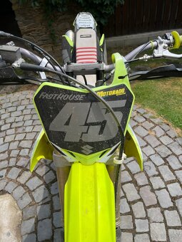 Suzuki RMZ 450 - 3