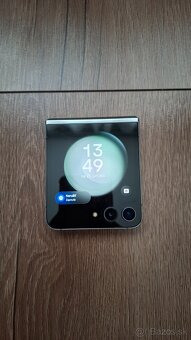 Samsung Galaxy Z Flip 5 512GB - 3