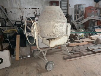 Predam miesacku Strojstav SM150 - 3