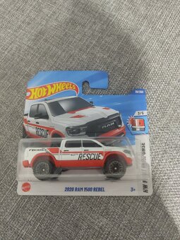 Hot Wheels autíčka - Pickup - 3