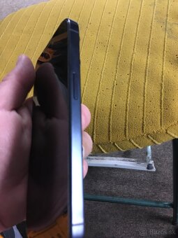 iPhone 15 Pro 256 GB - 3