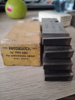 RIDGID Závitorezné nože BSPT - 3