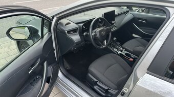TOYOTA Corolla - 3