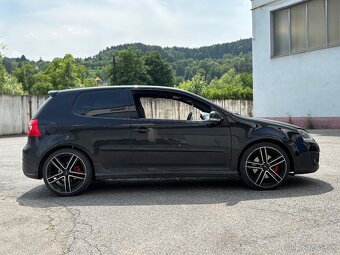 VW golf Gti 2.0 turbobenzín 147kw - 3