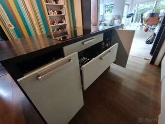 Ostrovček s indukčnou doskou Whirlpool - 3