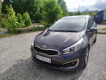 Kia ceed sw - 3
