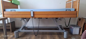 Polohovateľná elektrická posteľ - 3