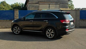 Kia Sorento 2.2 CRDi Platinum A/T - 3
