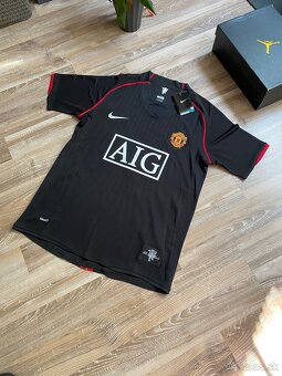 Dres Manchester United - 3