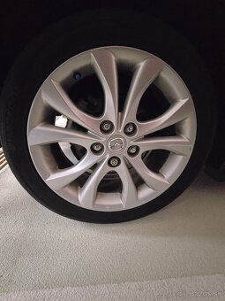 Mazda 3 1.6i (2010) – pojazdná, po nehode - 3