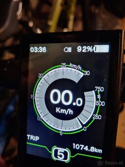 Predám horský el.bicykel 29kola Apache - 3